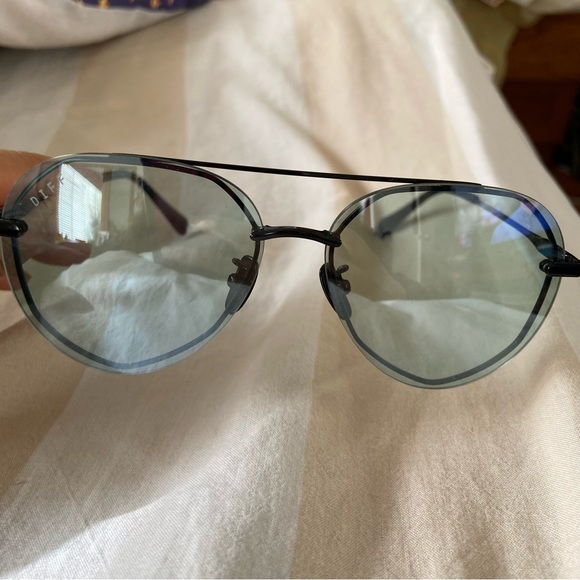 Diff eyewear sunglasses - Picture 3 of 3